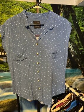 Jachs Girlfriend Blue Button-Up Shirt with Tiny White Floral Print